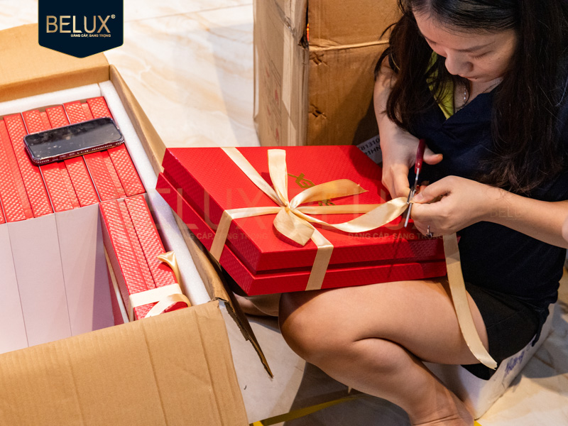 Lô 400 tranh thuyền Gelex 32x25cm dát vàng 24k thiết kế theo yêu cầu